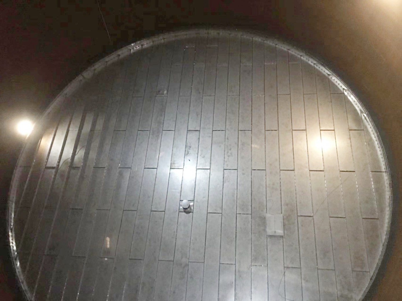 全接液不銹鋼內(nèi)浮盤(pán)